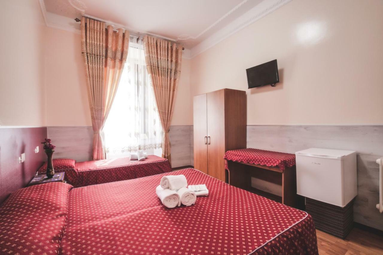 Vertex Guest House Рим Экстерьер фото